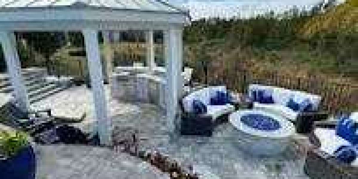 Outdoor Living Specialists: Transform Your Backyard